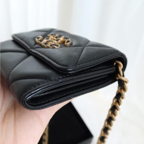 Authentic Small Leather Wallet - Picture 3 of 13